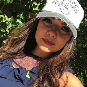 Meet your Posher, Carmen